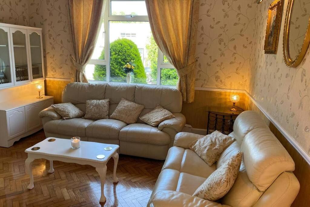 Glenmount Castleblayneyヴィラ エクステリア 写真