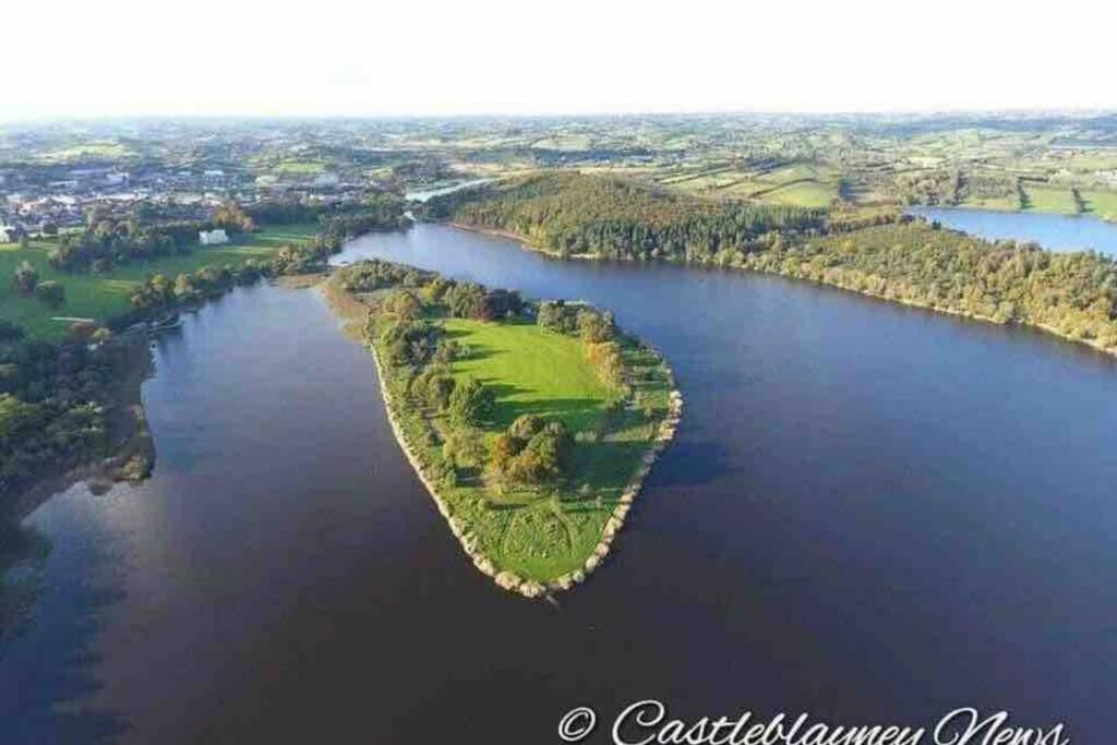 Glenmount Castleblayneyヴィラ エクステリア 写真